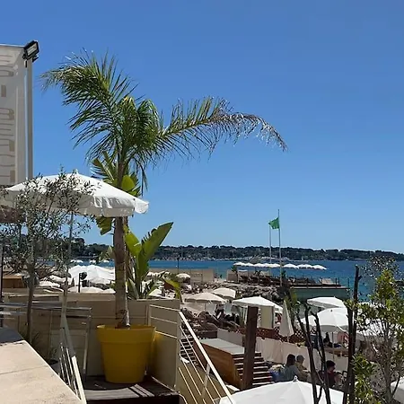 Juan Les Pins Daire